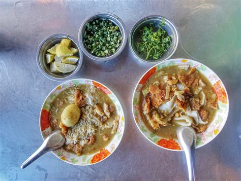 Burmese Food Primer: Essential Dishes To Eat In Myanmar