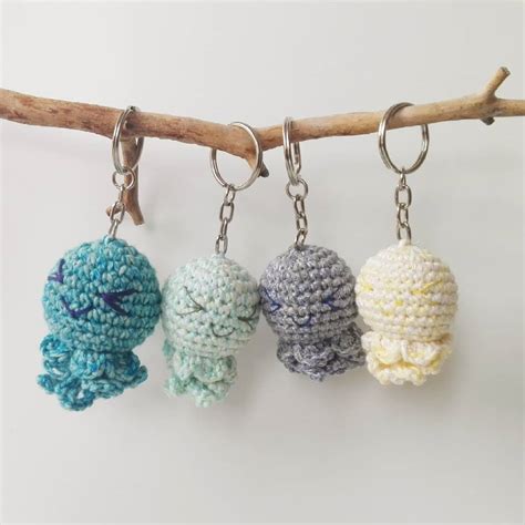 Re-Enganchada: Jellyfish keyrings - Llaveros medusa