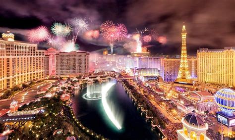 New Year's Eve Celebrations in Las Vegas | Vegas new years, New years eve in las vegas, New year ...