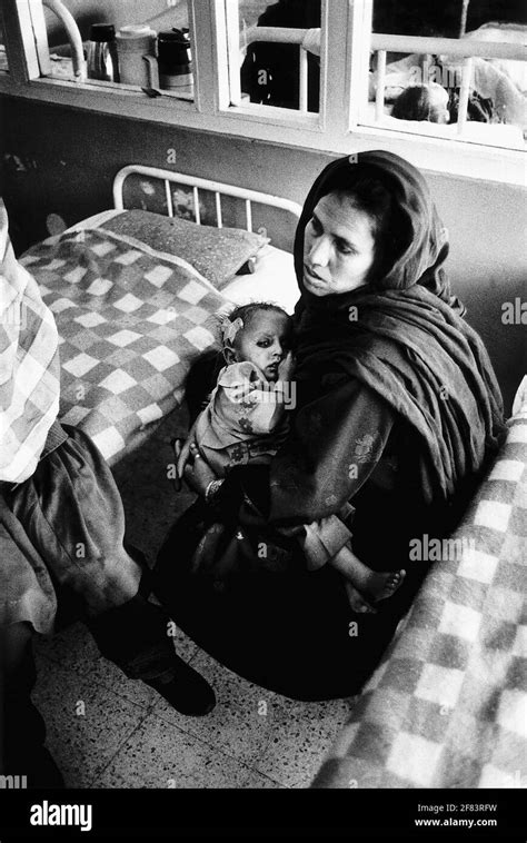 Afghanistan Indira gandhi Hospital for Children in kabul Stock Photo - Alamy