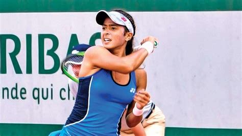 Indian Tennis star Ankita Raina upsets former US Open winner - Sports India Show