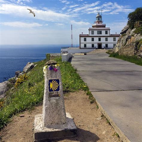 Faro de Fisterra, km 0｜Camino de Santiago | 산티아고, 여행, 건물