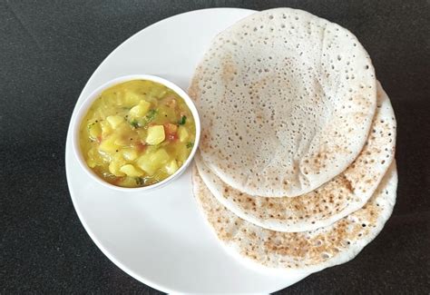 Set Dosa and Bombay Sagu: A Tasty Breakfast Combo - Delishably