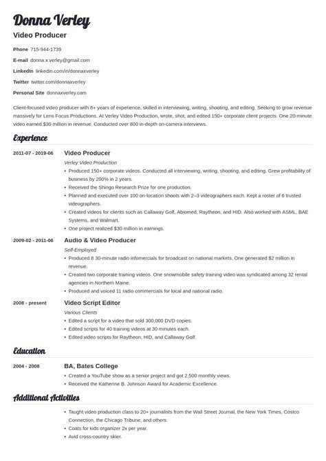 How to Put Self Employed on a Resume (Sample & Tips)