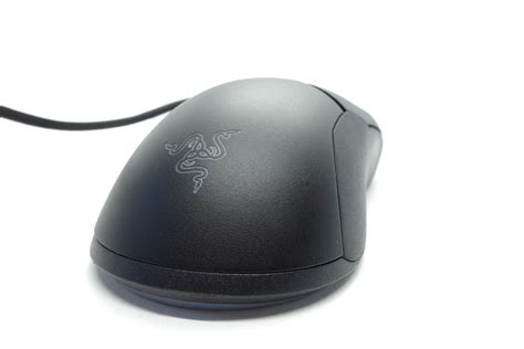 Razer Viper Mini Review - Lightweight, Precise and Affordable - Shape ...