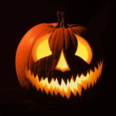 Terrifyingly Scary Halloween Pumpkins - Gunaxin