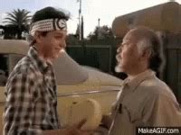 Karate Kid Wax On GIF – Karate Kid Wax On Wax Off – Ищите GIF-файлы и ...