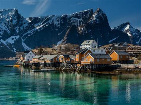 Lofoten Islands summer photography vacation, Norway | Responsible Travel