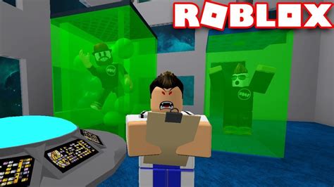 CRAZY SCIENTIST EXPERIMENTING ON US in ROBLOX LAB EXPERIMENT - YouTube