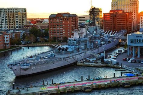 USS Wisconsin (BB-64), now a museum ship in Norfolk, Virginia [967x643] : WarshipPorn