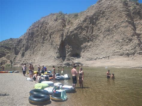 Salt River Tubing in Phoenix, Arizona | Phelps LaClair