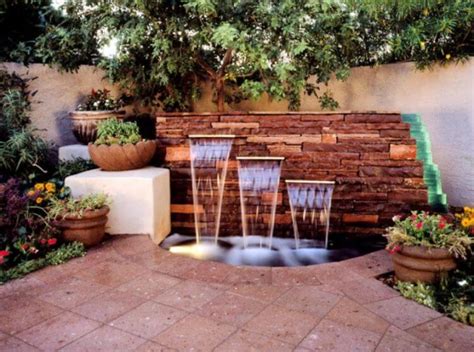 21 Backyard Wall Fountain Ideas to Wow Your Visitors - Page 7 of 21