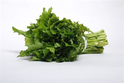 Broccoli, Broccoli Rabe, Broccolini: What's the Difference?