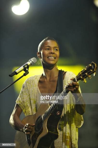 526 Ayo (Singer) Stock Photos, High-Res Pictures, and Images - Getty Images