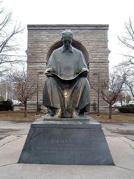 Statue of Tesla at Niagara Falls - Nikola Tesla Photo (3472862) - Fanpop