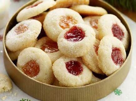 Raspberry Thimble Cookies Recipe | Just A Pinch Recipes