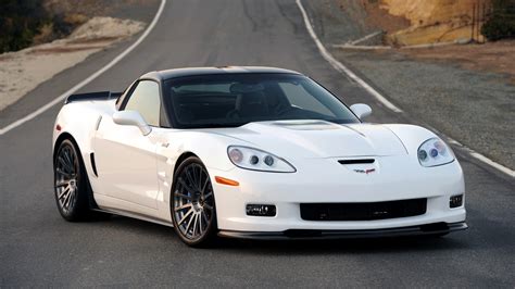 White Corvette Wallpaper