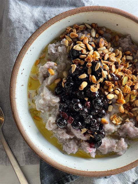 Navajo Blue Corn Porridge w/Wild Blueberries + Toasted Seeds - Lentine Alexis