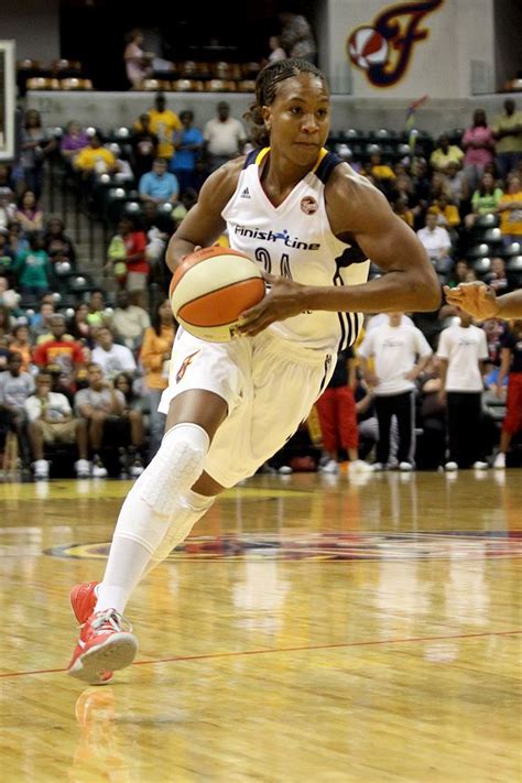 Indiana Fever - Tamika Catchings | Womens basketball, Basketball ...