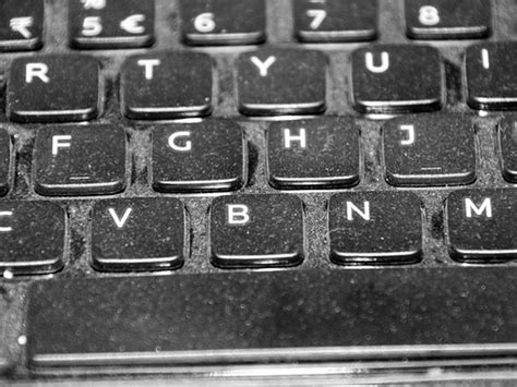 Dust-Covering-Laptop-Keyboard__IMG_2572 | Dust Covering Lapt… | Flickr