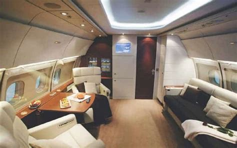 Embraer Legacy 450 - Price, Specs, Photo Gallery, History - Aircraft Compare