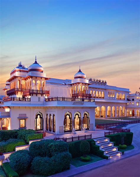 Rambagh Palace, Jaipur, India. Luxury Hotel Review by TravelPlusStyle | Hôtels de luxe ...