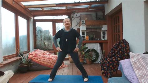 Qigong Warm-up. - YouTube