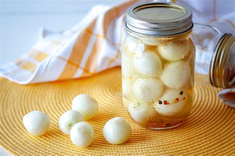 Super Easy Pickled Onions Recipe