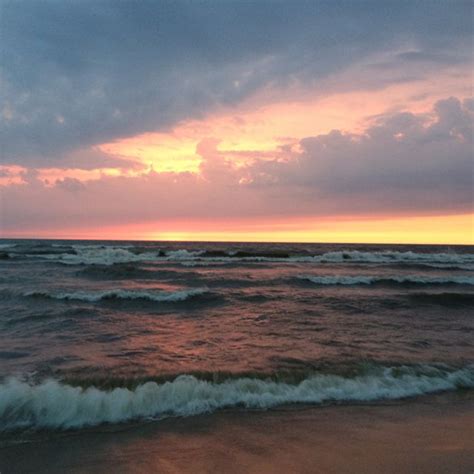 Sunset at Oval Beach , Saugatuck, Michigan. This picture just makes me relax! | Saugatuck ...