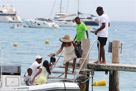 Rivera's Web Log : DIDIER DROGBA TREATS FAMILY TO LUNCH AT POPULAR LE ...