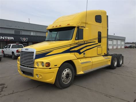 2007 FREIGHTLINER CENTURY CLASS : TS2562 | Truck Center Companies