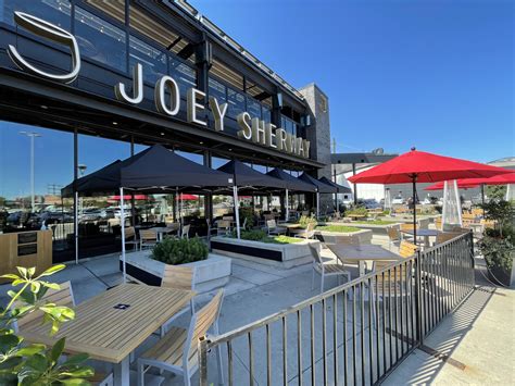 Toronto Patio Guide: Joey Sherway