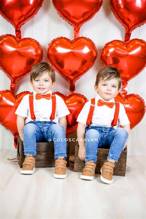 How to do a cute Toddler Valentines day photoshoot - Coco's Caravan