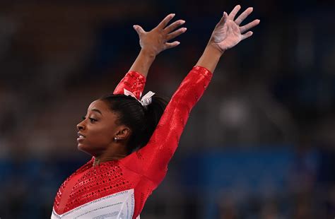 Simone Biles Explains How Gymnastics "Twisties" Feel For Her | POPSUGAR ...