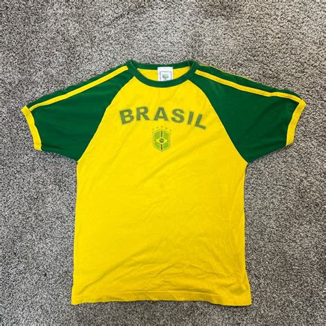 Brazil 2006 World Cup tee Says size L, but fits like... - Depop