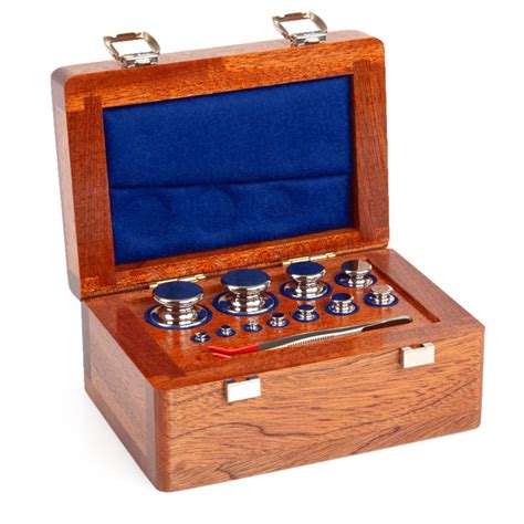 Knob weights, Set (1 g - 200 g), Wooden Box - Radwag – Laboratory and Industrial Weighing Solutions