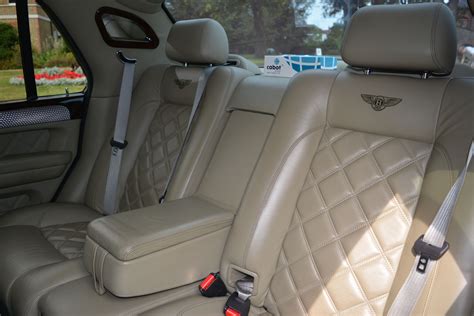 Enjoy the classic interior of the Bentley Arnage T on your special ...