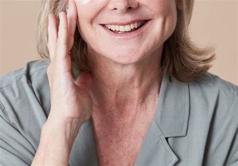 The Dermatologist's Guide to Treating Menopausal Acne