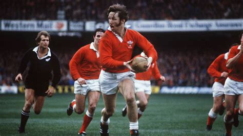 Wales rugby legend JPR Williams dies