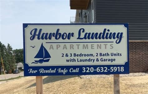 Harbor Landing Apartments - Courtyard Property Management