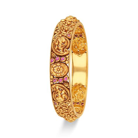 Traditional Bridal Gold Bangle