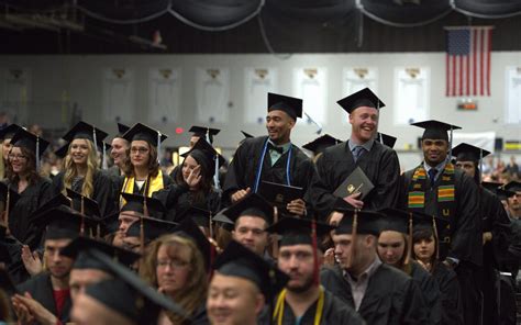 UW Oshkosh graduates have their commencement day - UW Oshkosh Today ...