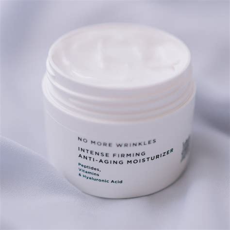 Intense Firming Anti-Aging Moisturizer with Peptides and Hyaluronic ...