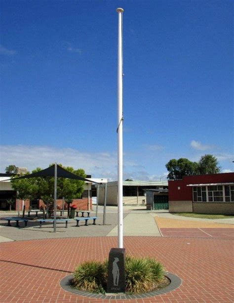 Carrum Downs Secondary College Memorial Stone | Monument Australia