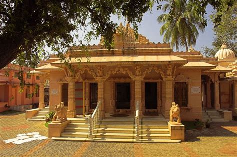 Kerala Temple: 9 Famous Temples in Kerala You Must Visit | SOTC