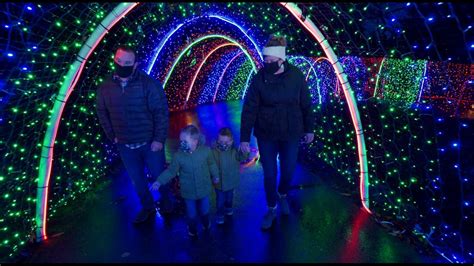 Light up your holidays safely at Point Defiance Zoo and Aquarium | king5.com