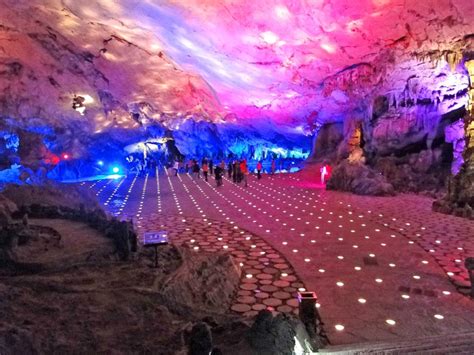 Reed Flute Cave | Geology Page