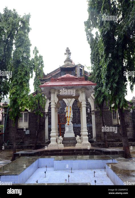 Lokmanya Bal Gangadhar Tilak Statue in Pune, India Stock Photo - Alamy