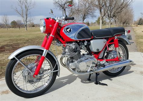 Restored Honda CB77 Superhawk - 1966 Photographs at Classic Bikes ...