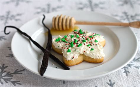 Yammie's Noshery: Vanilla Honey Sugar Cookies